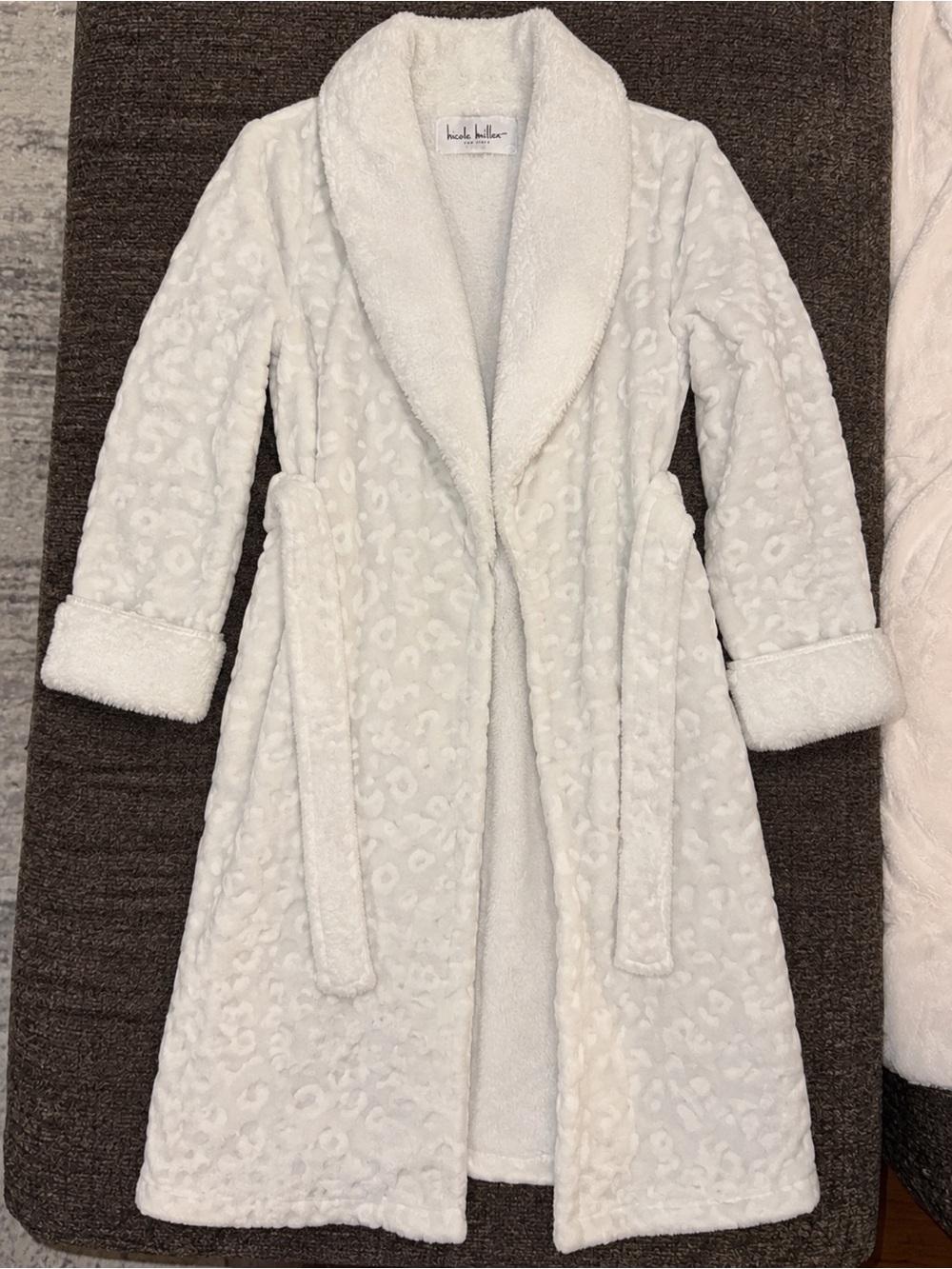BATH ROBE SHOWER SLEEP ROBE White Plush Shawl-Collar Jacket 💚